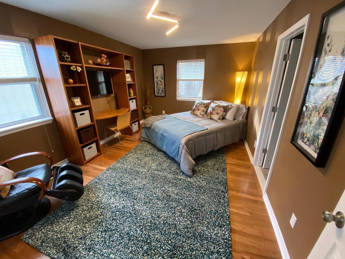 Here It Is! Cool Cape Cod-3 Br-2.5 Bath-12 Guests 올라쓰 외부 사진